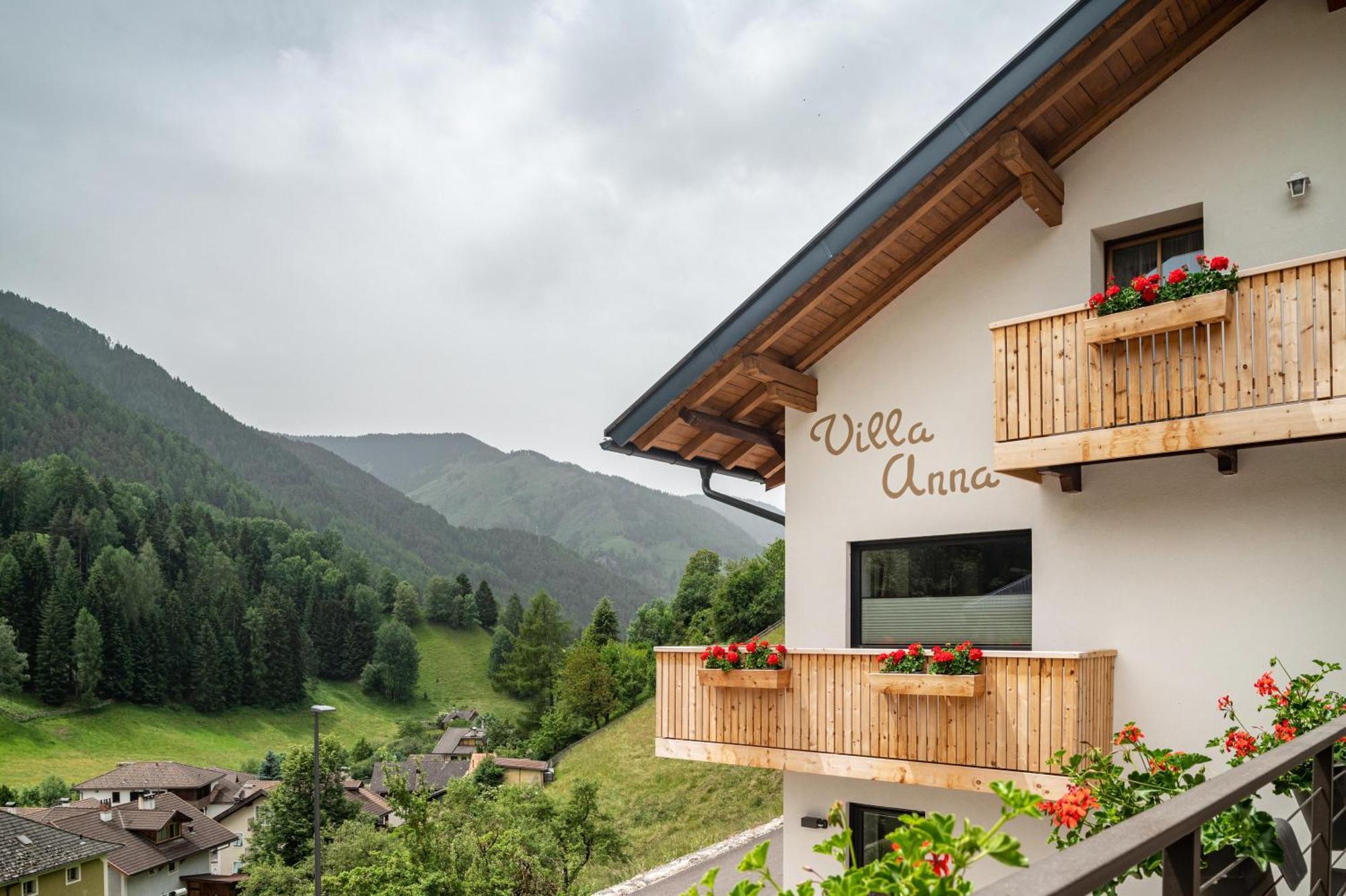 Villa Anna Villnoess San Pietro  ภายนอก รูปภาพ